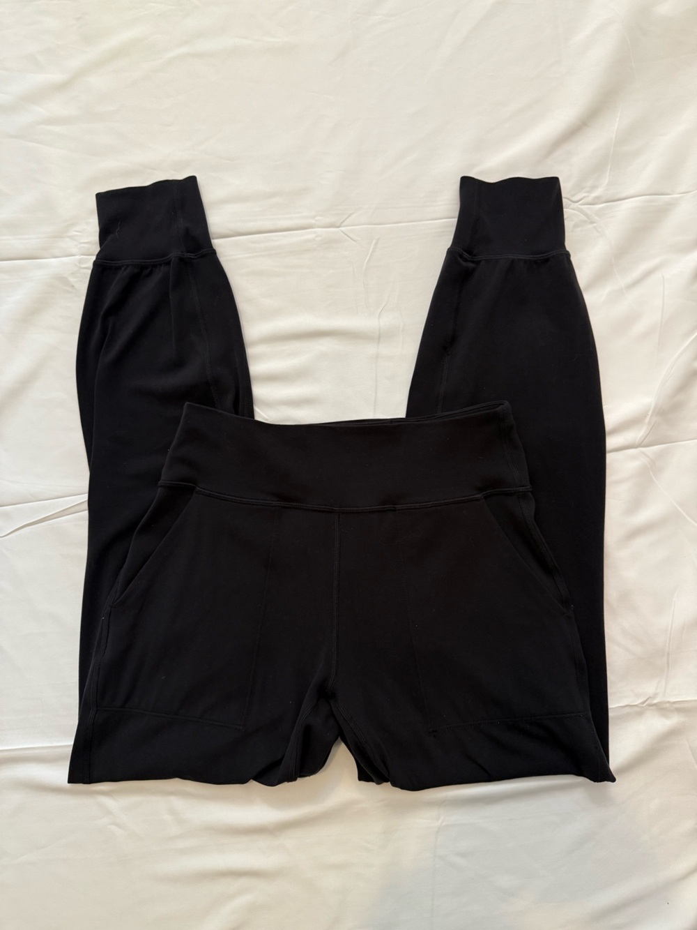 Lululemon Black Stretch Joggers | Estimated Size 6